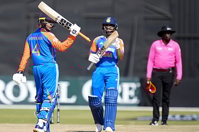 ஜிம்பாப்வேவை 100 ரன்கள் வித்தியாசத்தில் வீழ்த்தி இந்தியா அபார வெற்றி!