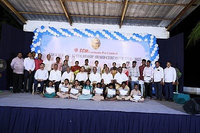 தி சென்னை சில்க்ஸ் சாா்பில் ரூ.1 கோடி கல்வி உதவித்தொகை