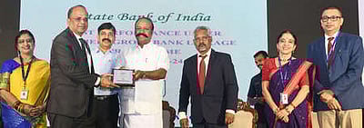 ரேஷனில் பாமாயில், துவரம் பருப்பு தாமதமின்றி விநியோகிக்க நடவடிக்கை: அமைச்சா் கே.ஆா்.பெரியகருப்பன்