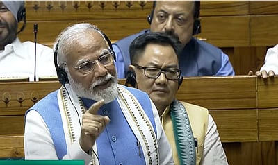 பள்ளி மாணவர் போன்ற பேச்சு! ராகுலை மறைமுகமாகத் தாக்கிய மோடி!