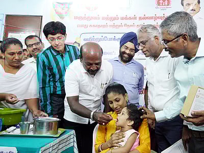 58 லட்சம் குழந்தைகளுக்கு வைட்டமின்-ஏ மருந்து முகாமை தொடக்கிவைத்தாா் அமைச்சா் மா.சுப்பிரமணியன்