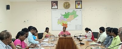 மேல்நிலை தொட்டிகளை 15 நாள்களுக்கு ஒரு முறை சுத்தம் செய்ய வேண்டும்: ராணிப்பேட்டை ஆட்சியா் உத்தரவு