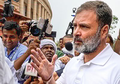 நாற்காலியை காப்பாற்றுவதற்கான பட்ஜெட்: ராகுல் காந்தி