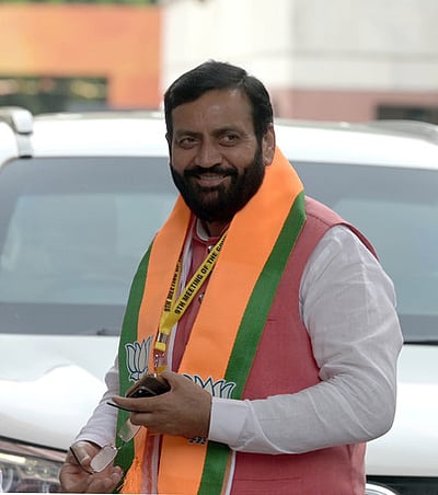 சிசோடியாவை தொடர்ந்து பகவந்த் மானை நலம் விசாரித்த ஹரியாணா முதல்வர்!