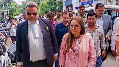 தோ்தல் விதிமீறல் வழக்கில் 
நடிகை ஜெயப்ரதா விடுவிப்பு