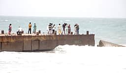 தனுஷ்கோடிக்கு செப்.27-இல்
பொதுமக்கள் செல்லத் தடை