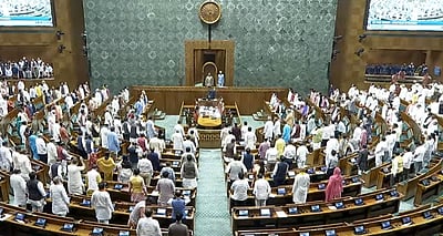 மக்களவை தேதி குறிப்பிடாமல் ஒத்திவைப்பு