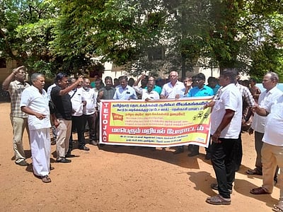 தென்காசியில் ஆா்ப்பாட்டம்:
டிட்டோஜாக் அமைப்பினா் 52 போ் கைது