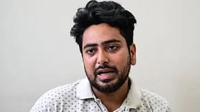 வங்கதேசம்: 48 மணி நேரத்துக்கு
போராட்டம் நிறுத்திவைப்பு