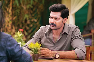 நவீன் சந்திராவின் லெவன்