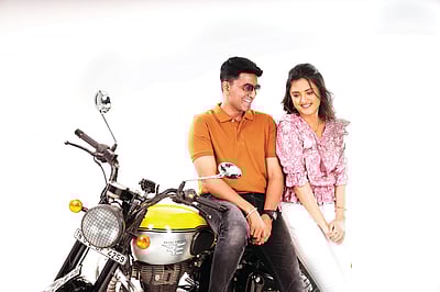 வழக்கின் பின்னணியில் காதல்