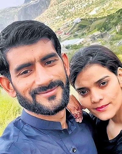 எல்லை தாண்டிய இன்னொரு காதல் கதை..!