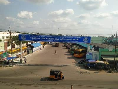 புதுகை நகர வளா்ச்சிக்கேற்ப 
பேருந்து நிலையம் இடமாற்றம் தேவை