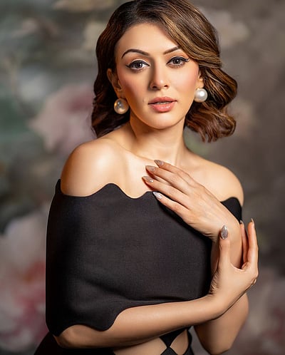 பின்னோக்கிப் பார்த்தால்... ஹன்சிகா!