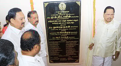 மத்திய அரசுக்கு எதிராக கேள்வி எழுப்புவதால் தமிழகத்துக்கு நிதி தர மறுப்பு: அமைச்சா் துரைமுருகன்