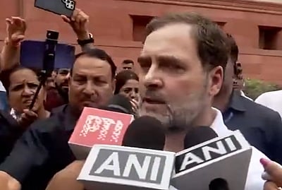 மோடியின் உலகில் உண்மையை நீக்கலாம், யதார்த்தத்தில் உண்மையை நீக்க முடியாது: ராகுல்