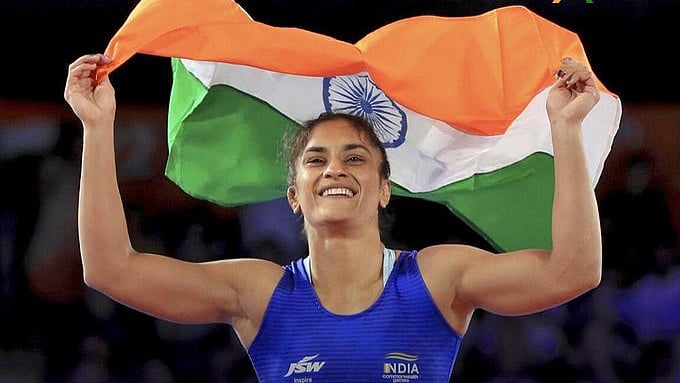 அரையிறுதிக்கு முன்னேறினார் வினேஷ் போகத்!