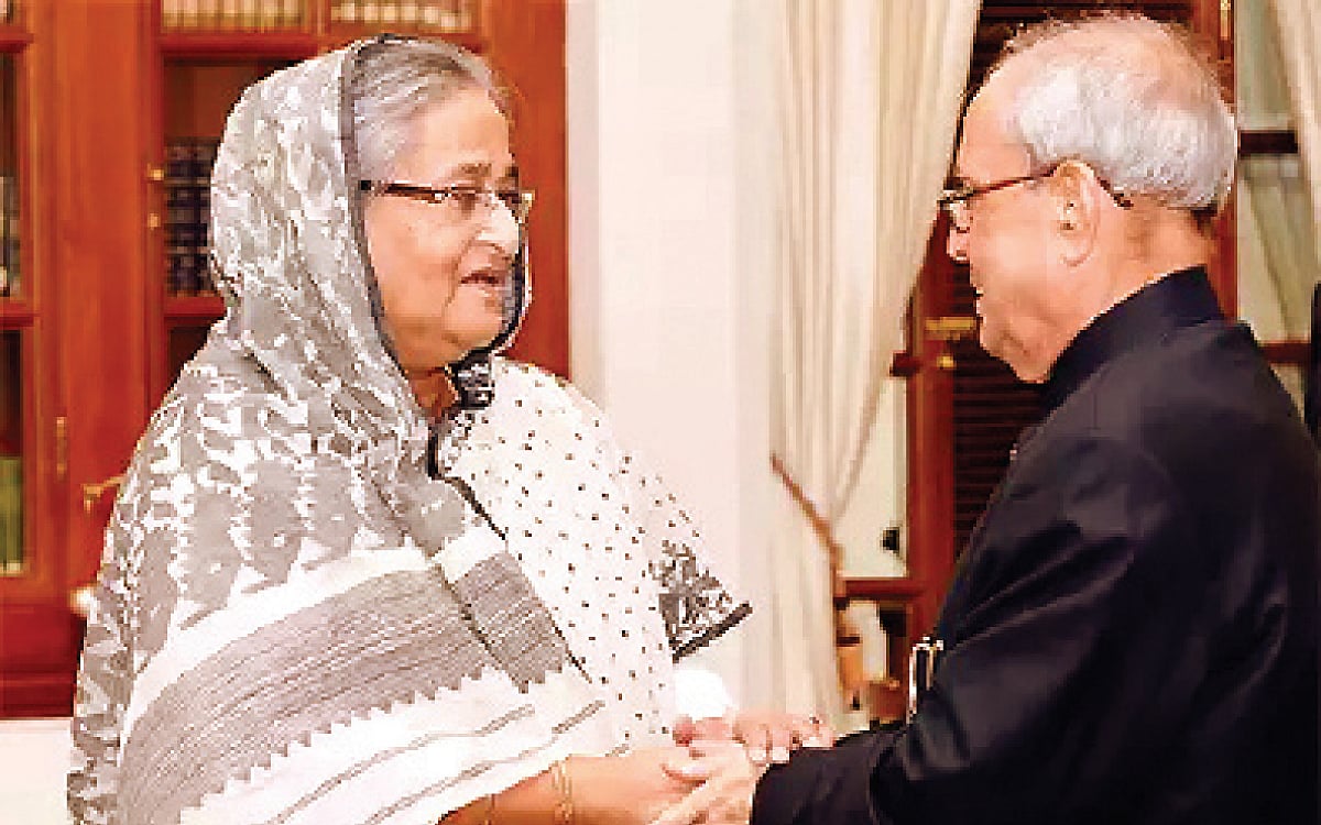 தெரியுமா சேதி...? ஹசீனாவுக்கு பிரணாப் மகள் ஆறுதல் ஏன்?