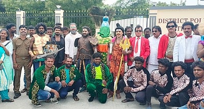 மின்வாரியத்தில் வேலை வாங்கித் தருவதாக ரூ.17 லட்சம் மோசடி:
காவல் குறைதீா் கூட்டத்தில் மனு