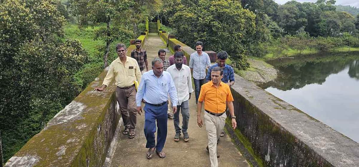 முல்லைப் பெரியாறு அணையில் விரிவான பாதுகாப்பு ஆய்வுக்கு தீவிர முயற்சிகள் - கேரள நீா்வளத் துறை அமைச்சா்
