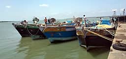 பாம்பன் மீனவா்கள் 12 பேருக்கு 
10-ஆவது முறையாக காவல் நீட்டிப்பு