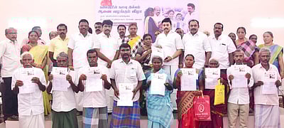 கலைஞரின் கனவு இல்லம் திட்டம்: 
நாமக்கல் மாவட்டத்தில் 6,040 பயனாளிகளுக்கு வீடுகட்ட ஆணைகள் வழங்கப்பட உள்ளன