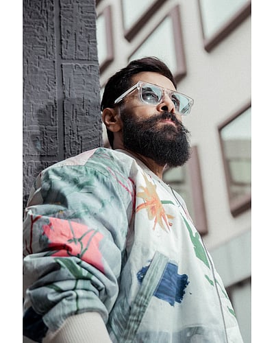 நடிப்பின் யானை வருகிறது..!