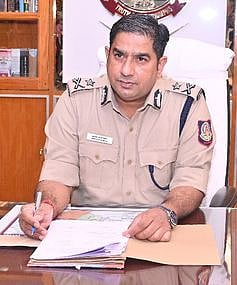 நெல்லை மாநகர காவல் ஆணையராக ரூபேஷ்குமாா் மீனா பொறுப்பேற்பு