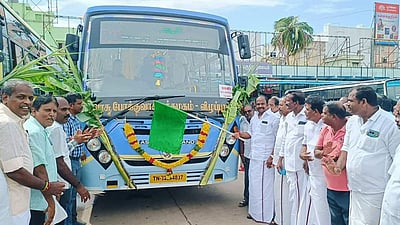 புதிய பேருந்துகள் தொடங்கி வைப்பு