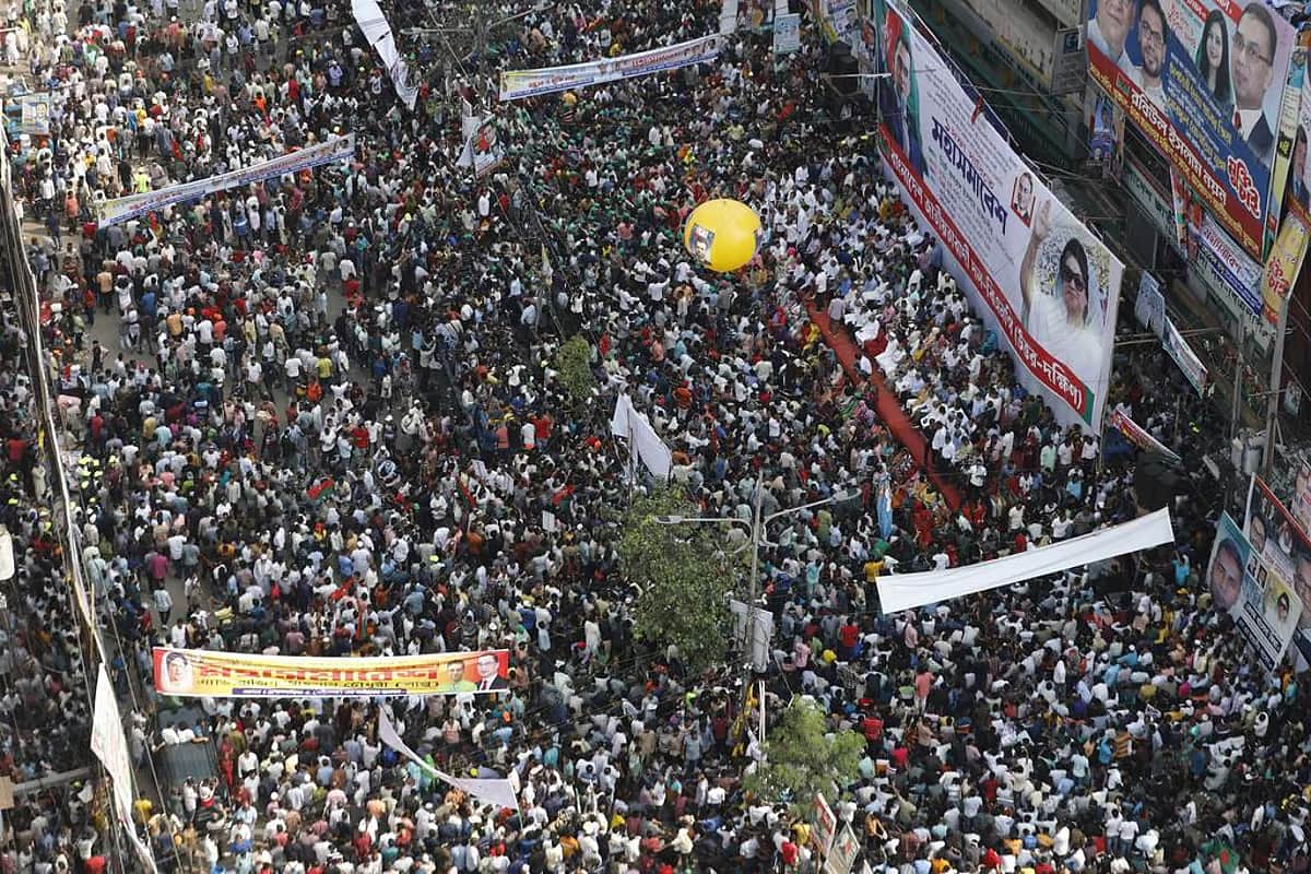 இந்தியாவைச் சுற்றிலும் நிலைதடுமாறும் ஜனநாயகம்!