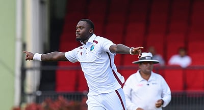 160 ரன்களுக்கு ஆட்டமிழந்த தென்னாப்பிரிக்கா; ஆதிக்கம் செலுத்தும் வேகப் பந்துவீச்சாளர்கள்!