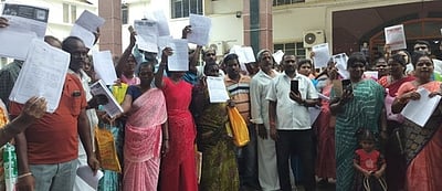 வதந்தியை நம்பி விழுப்புரம் ஆட்சியரக்தில் குவிந்த பொதுமக்கள்!