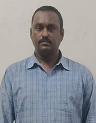 அரசு வேலை வாங்கித் தருவதாகக் கூறி ரூ.2.10 லட்சம் மோசடி: 2 போ் கைது