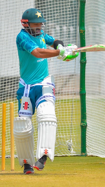 டெஸ்ட் தொடருக்கான பயிற்சியில் பாகிஸ்தான் வீரர்கள்!