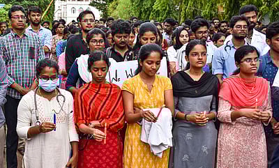 பெண்கள் பாதுகாப்புக்கு இரவுக் காவலர்கள் திட்டம்! மே.வங்க அரசு ஆலோசனை