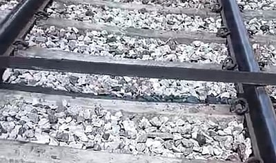 ராணிப்பேட்டை அருகே தண்டவாளத்தில் இரும்பு கம்பி, சிக்னல் துண்டிப்பு! சதி முறியடிப்பு