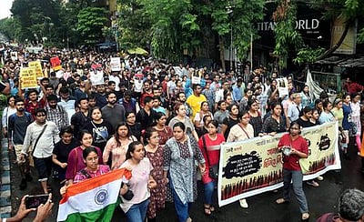 கொல்கத்தாவில் பெண் மருத்துவா் படுகொலை: மருத்துவமனை முன்னாள் முதல்வரிடம் 3-ஆவது நாளாக சிபிஐ விசாரணை