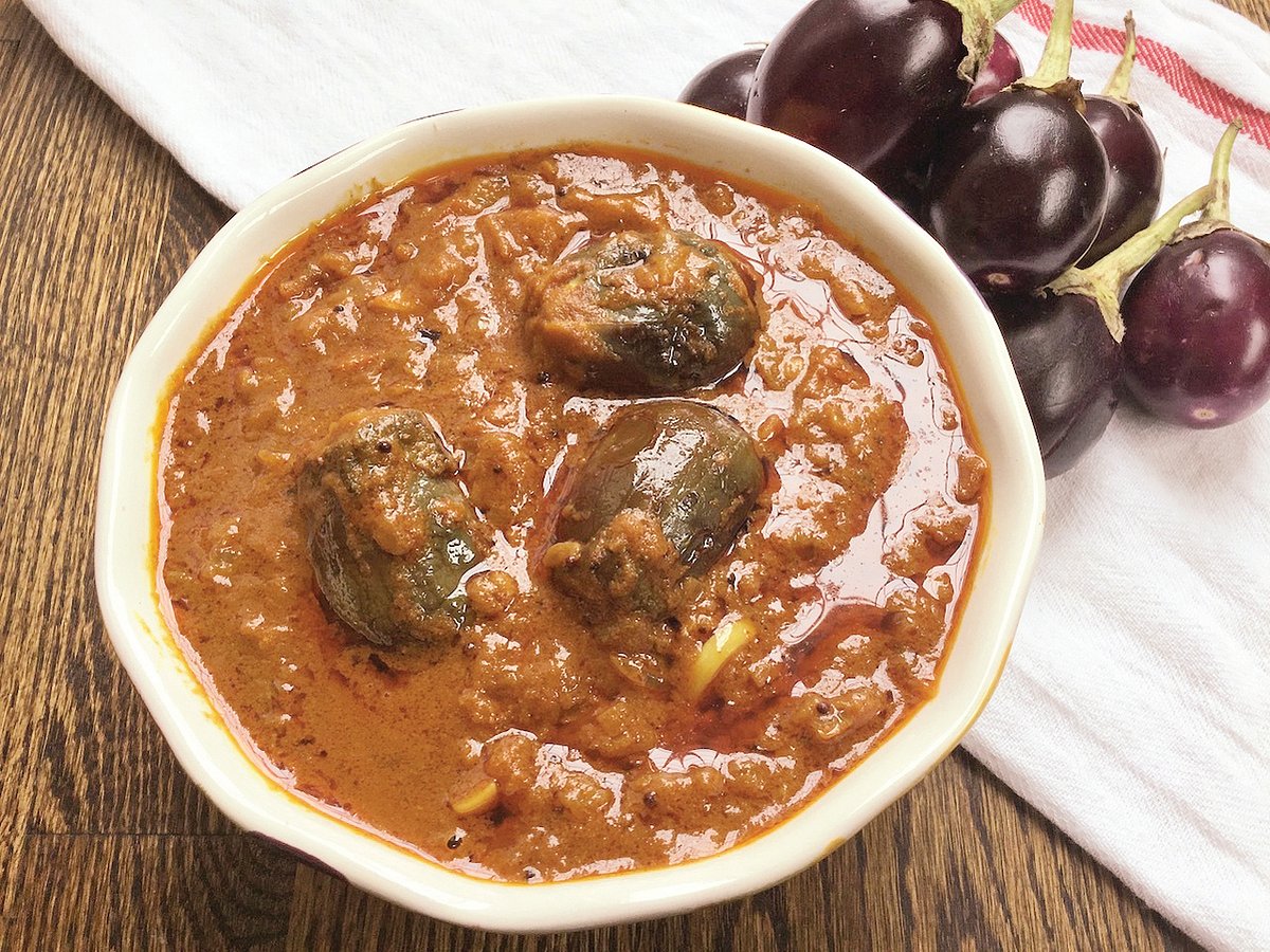 முட்டக் கத்தரிக்காய் குழம்பு