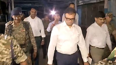 பெண் மருத்துவர் கொலை: கொல்கத்தா மருத்துவமனை முழுவதும் சிபிஐ சோதனை!