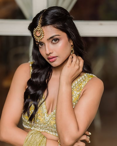 நிலாவின் தங்கை... ஆஷ்னா ஜவேரி!