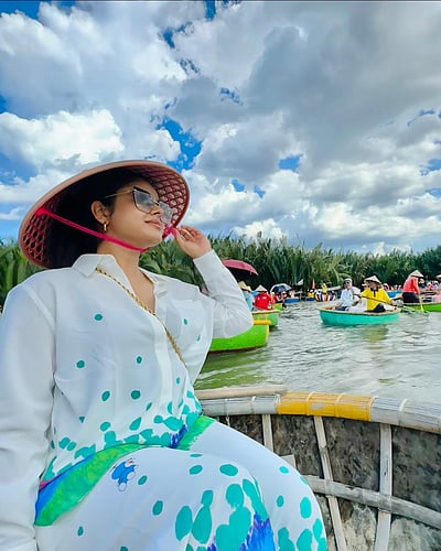 இயற்கையிடம் தொலையும்... சித்தி இத்னானி!