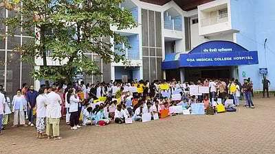 கொல்கத்தா மருத்துவர் பாலியல் கொலை வழக்கு: கோவாவில் மருத்துவர்கள் போராட்டம் வாபஸ்!