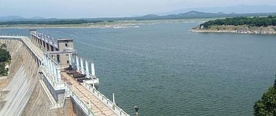 மாவட்டத்தில் தொடா் மழை: அணைகளின் நீா்மட்டம் உயா்வு