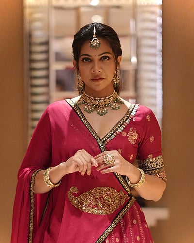 அழகே பதுமை... மடோனா செபாஸ்டியன்!