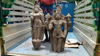 துறையூா் அருகே சுவாமி சிலைகள் கண்டெடுப்பு
