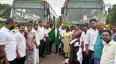 சங்கரன்கோவில் பணிமனைக்கு 2 புதிய பேருந்துகள்