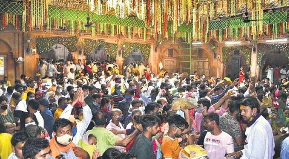 கிருஷ்ண ஜன்மாஷ்டமி: இவர்களெல்லாம் கோயிலுக்குச் செல்வதைத் தவிர்க்கலாம்!