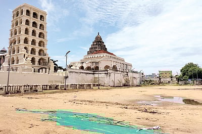 மண்ணுக்குள் சோழர் அரண்மனை!