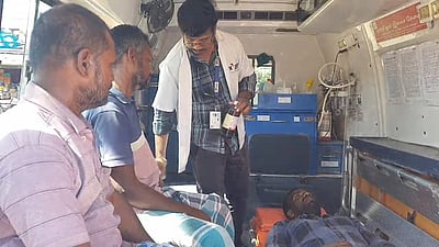 நாகை மீனவர்கள் மீது இலங்கைக் கடற்கொள்ளையர்கள் தாக்குதல்! ‌