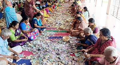 காமாட்சி கோயில் உண்டியல் காணிக்கை ரூ.83.72 லட்சம்